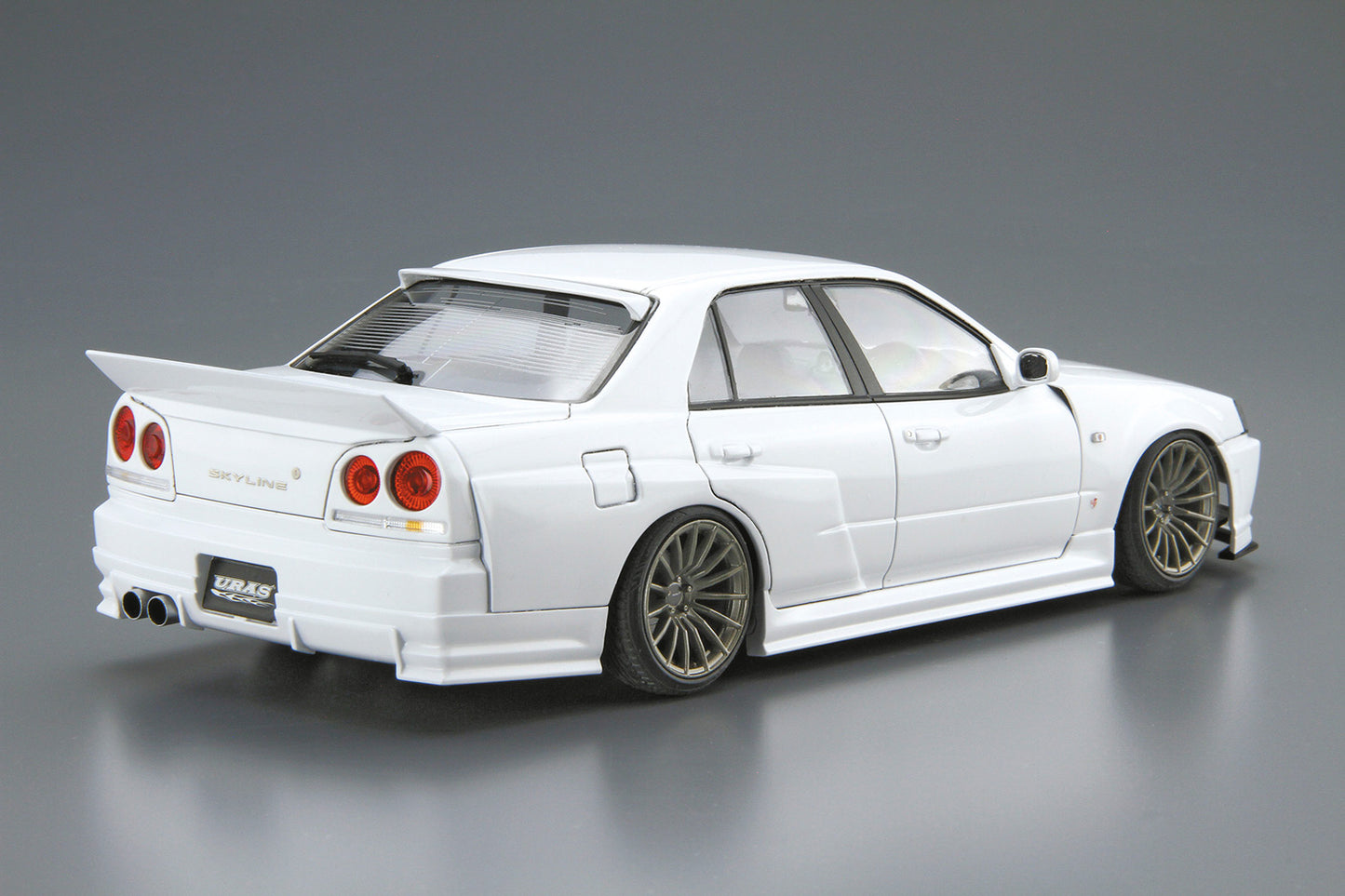 Aoshima - 1/24 Nissan URAS ER34 Skyline Type R '01