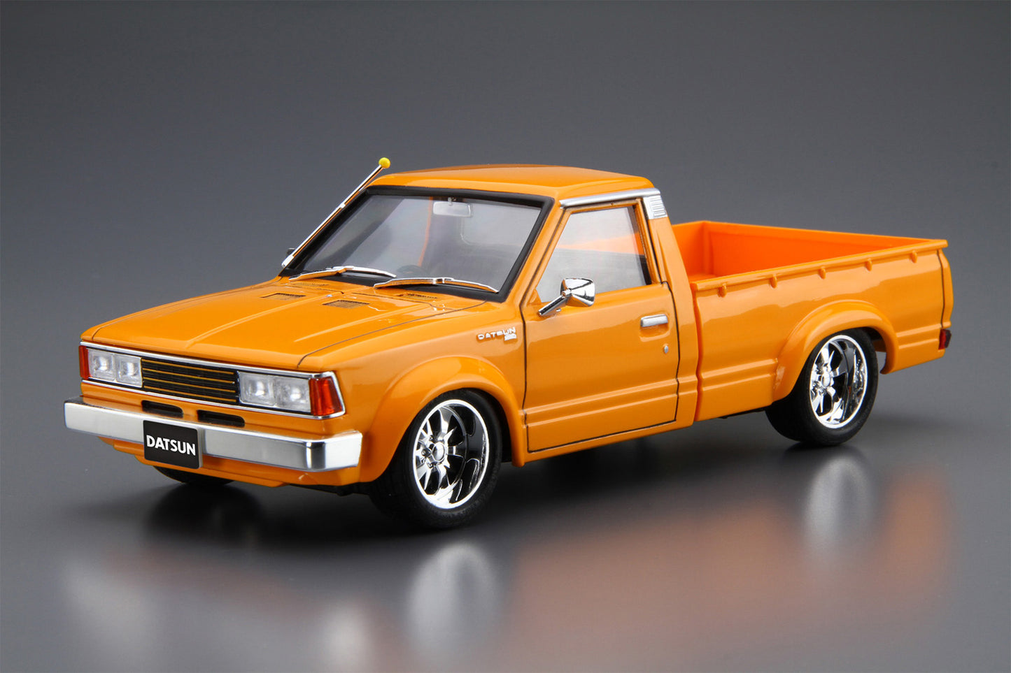 Aoshima - 1/24 Datsun Truck Custom '82