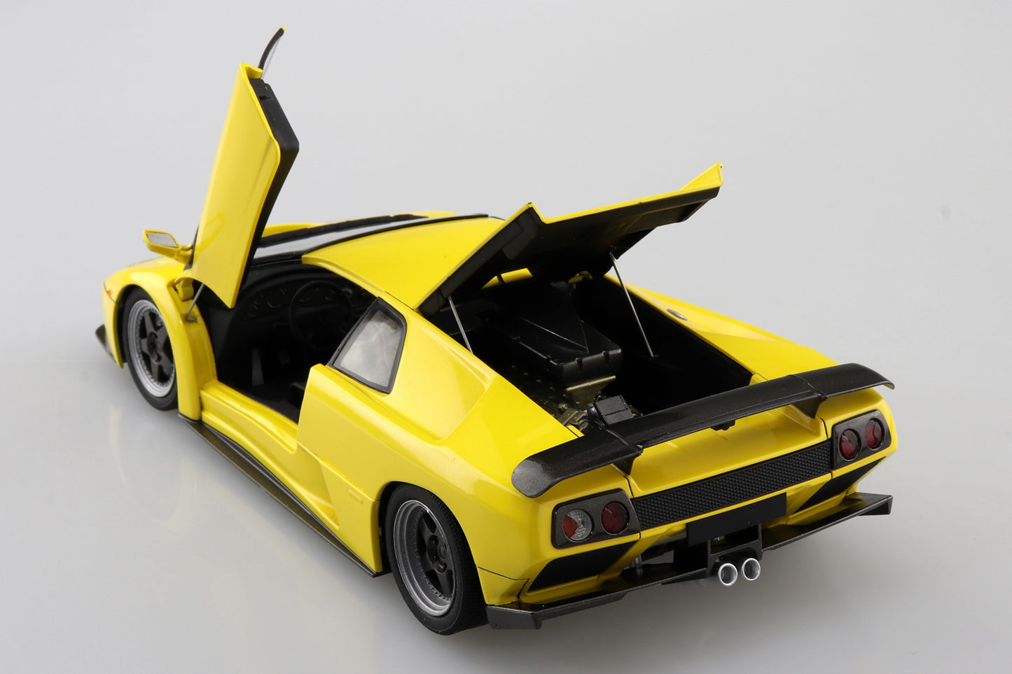 Aoshima - 1/24 Lamborghini Diablo GT '99