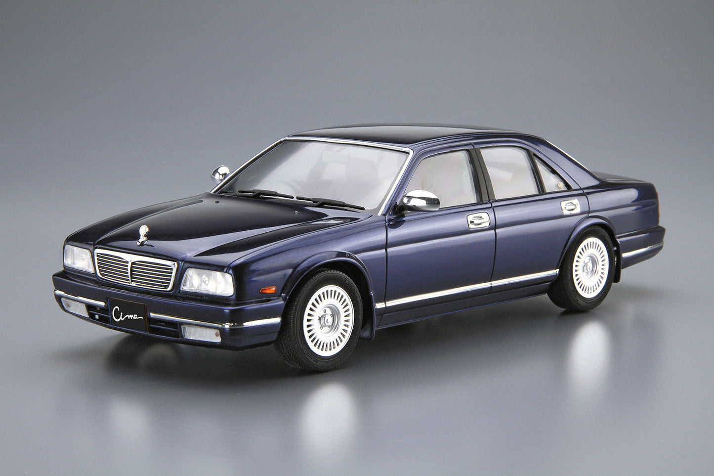 Aoshima - 1/24 Nissan Y32 Cima Type III Limited L AV '91