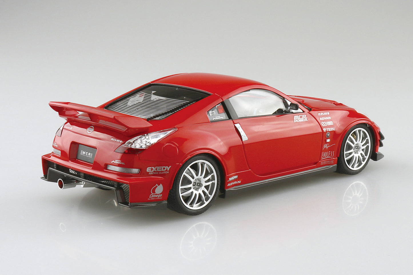 Aoshima - 1/24 MCR Z33 Fairlady Z '05