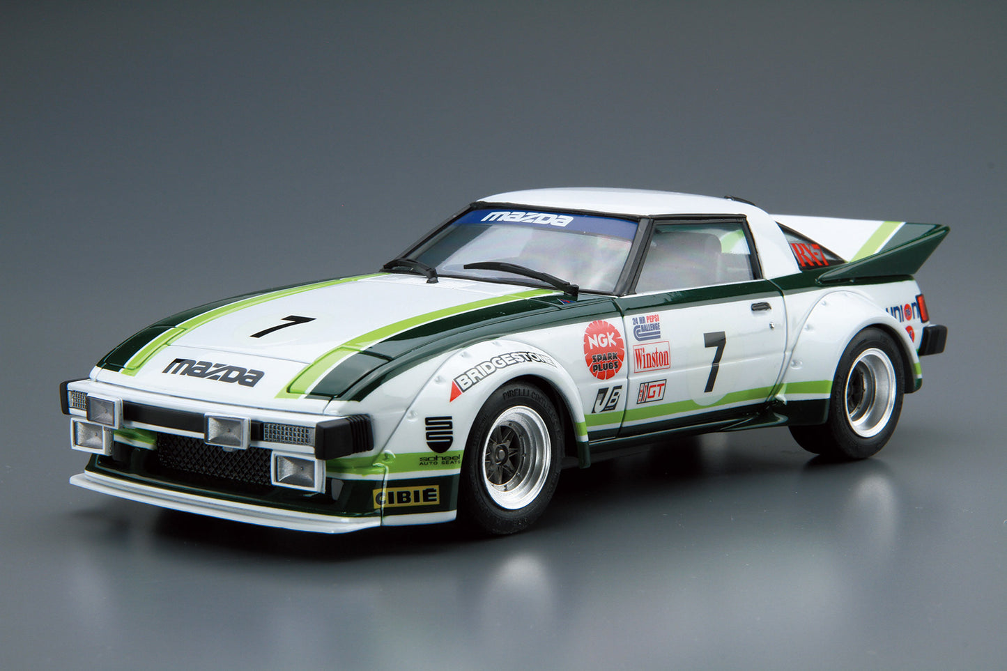 Aoshima - 1/24 Mazda SA22C RX-7 Daytona '79