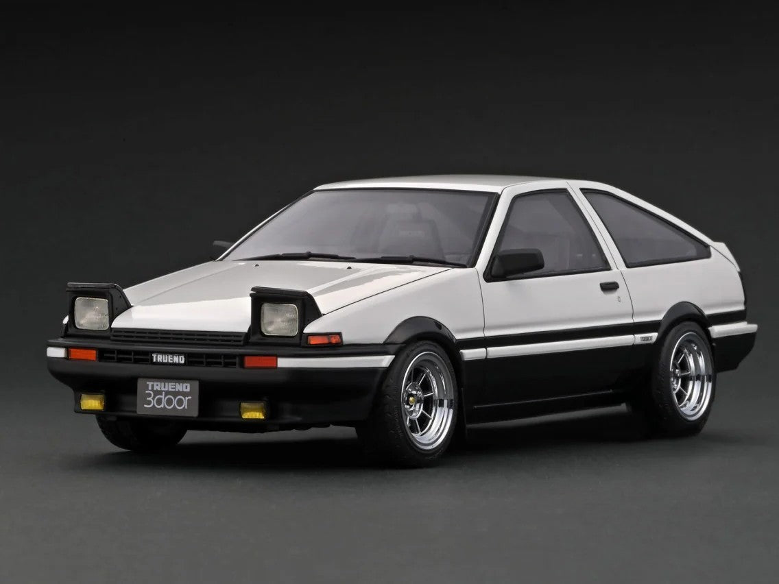 Ignition Model - 1/18 Toyota Sprinter Trueno 3Dr GT Apex (AE86) White/Black