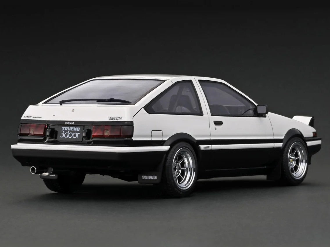 Ignition Model - 1/18 Toyota Sprinter Trueno 3Dr GT Apex (AE86) White/Black