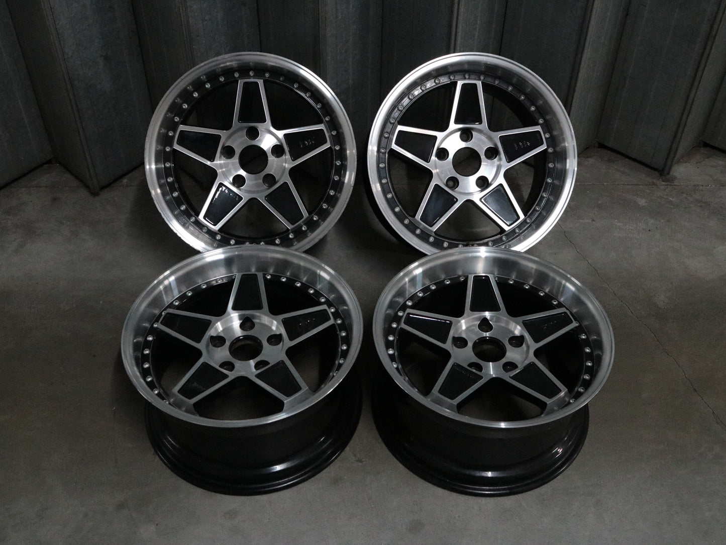 17" FYK 8.5J +20 / 10J +20 5x120