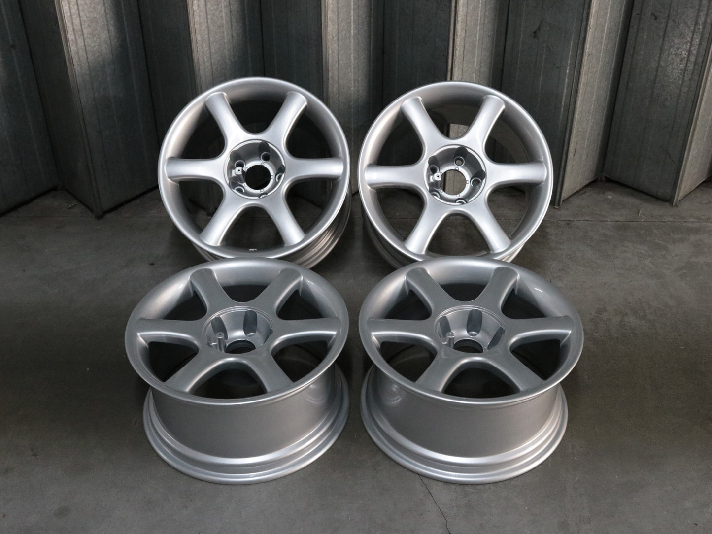 17" OZ Saturn 8.5J +13 / 10J +20 5x120
