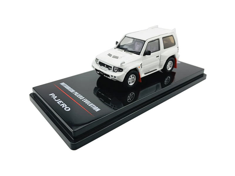 Inno64 - 1/64 Mitsubishi Pajero Evolution