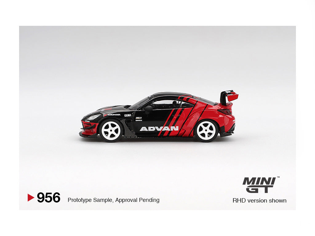 MiniGT 1/64 Toyota GR86 HKS TYPE R ADVAN 2022 Tokyo Auto Salon