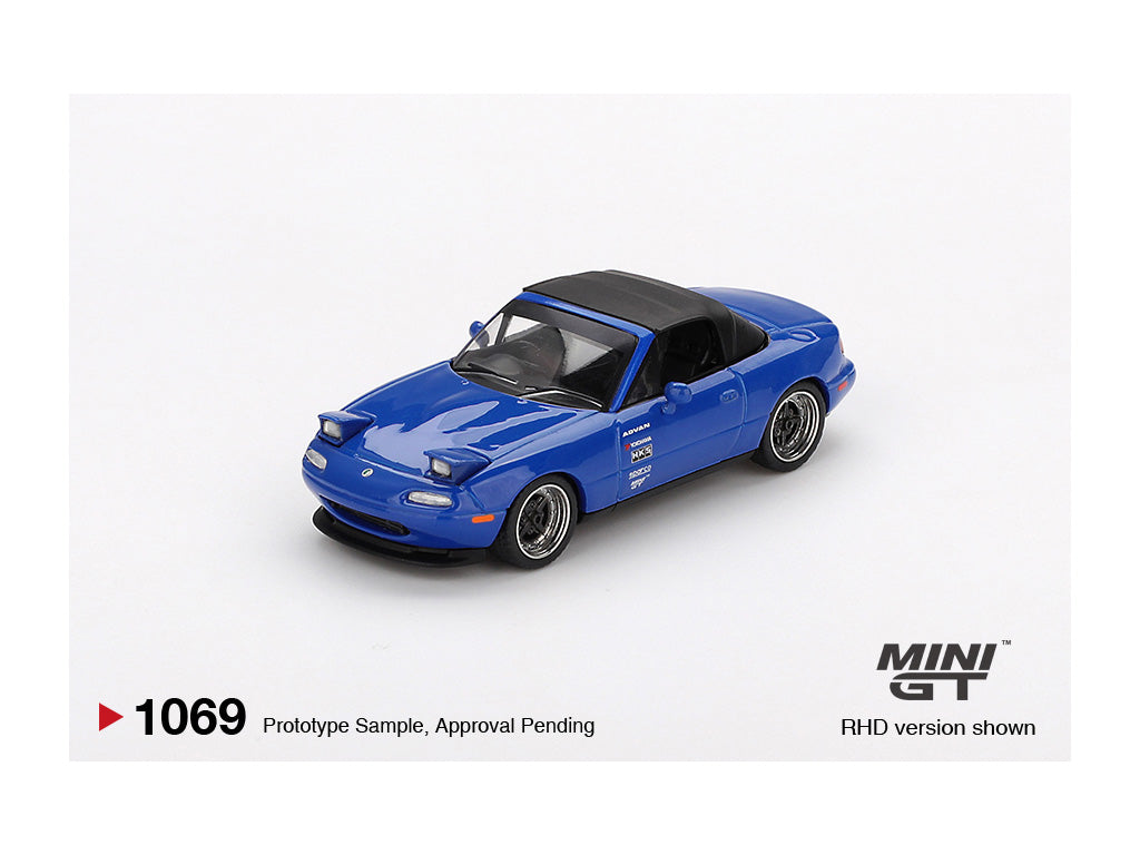 MiniGT 1/64 Mazda Miata MX-5 (NA) Tuned Version